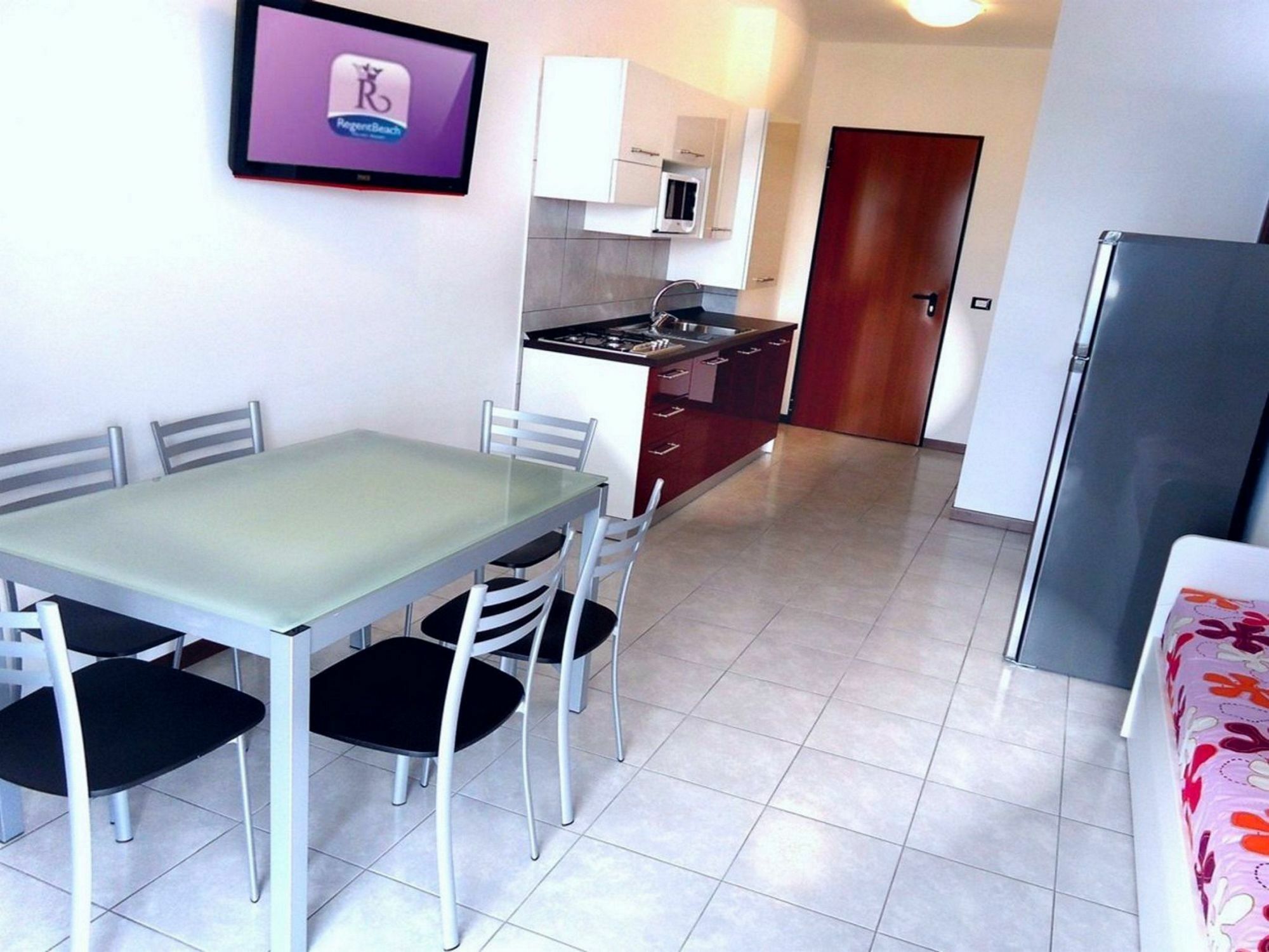 Residence Regent Beach Бибионе Экстерьер фото