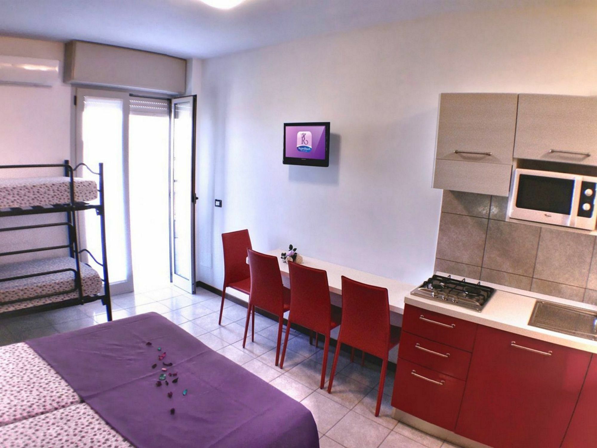 Residence Regent Beach Бибионе Экстерьер фото