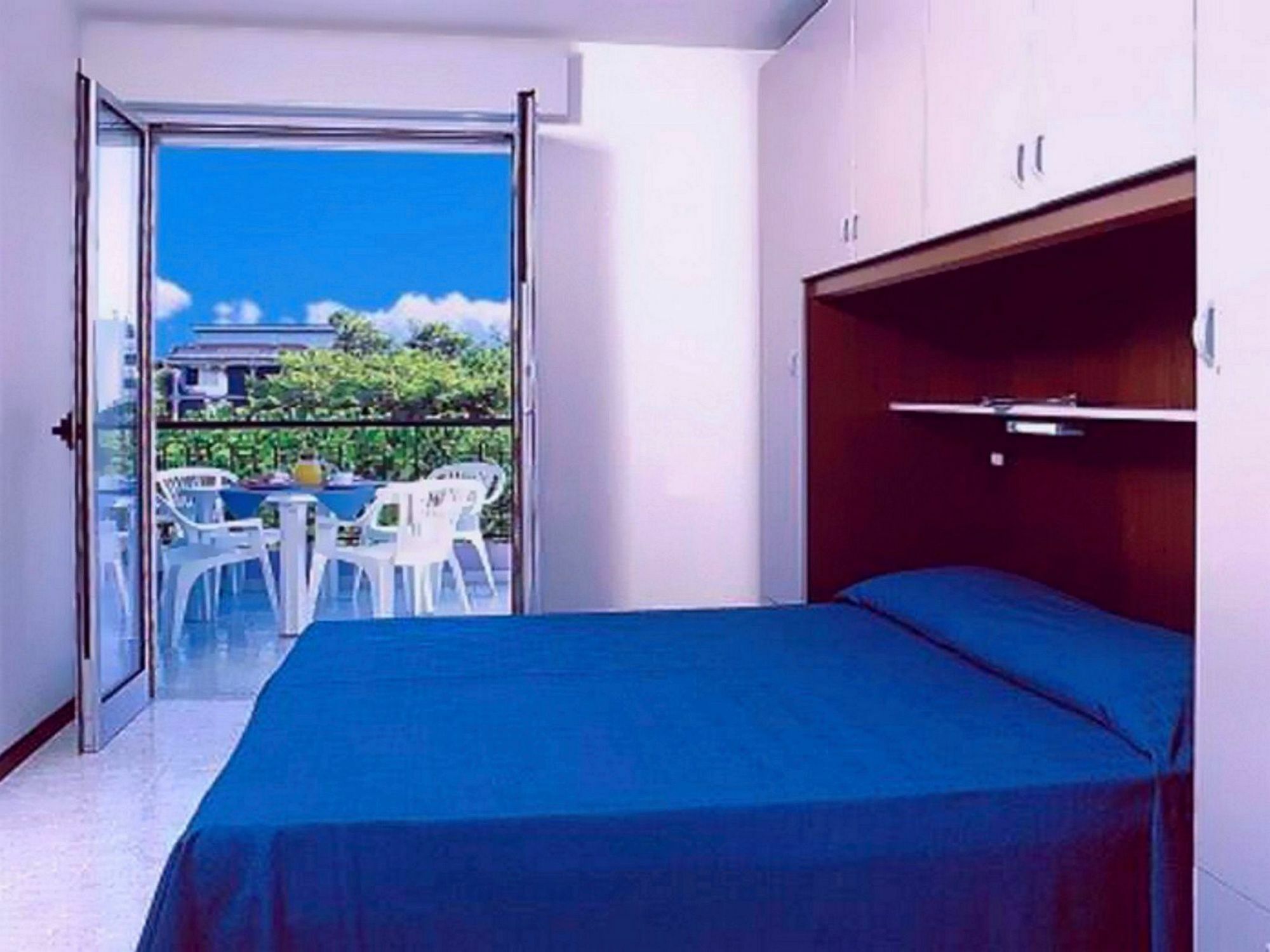 Residence Regent Beach Бибионе Экстерьер фото