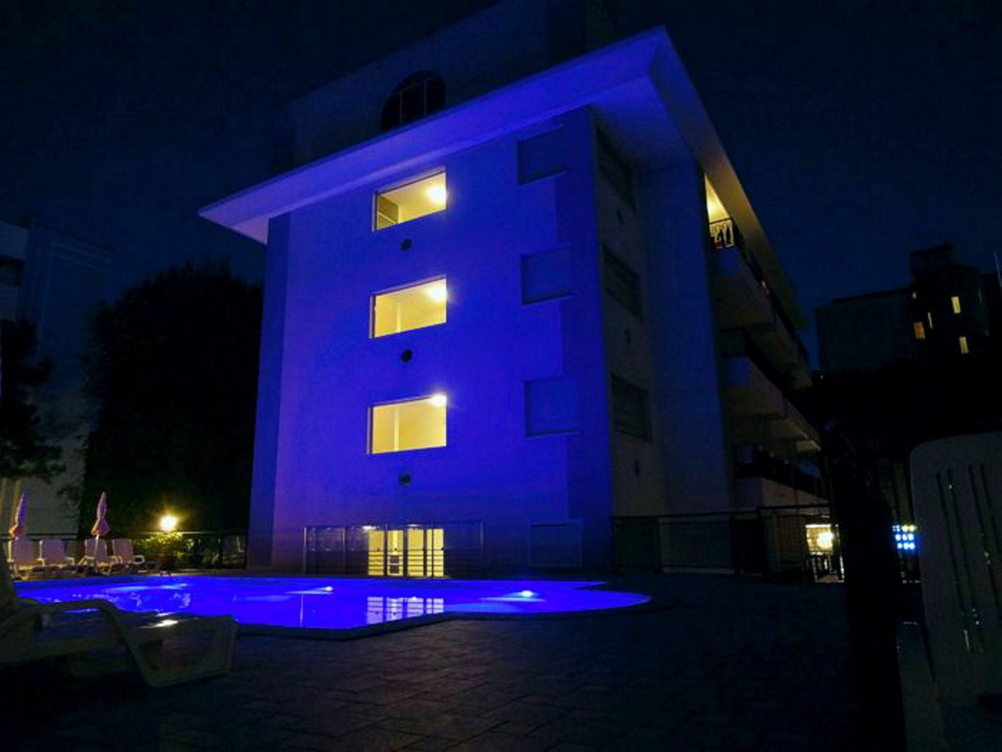 Residence Regent Beach Бибионе Экстерьер фото